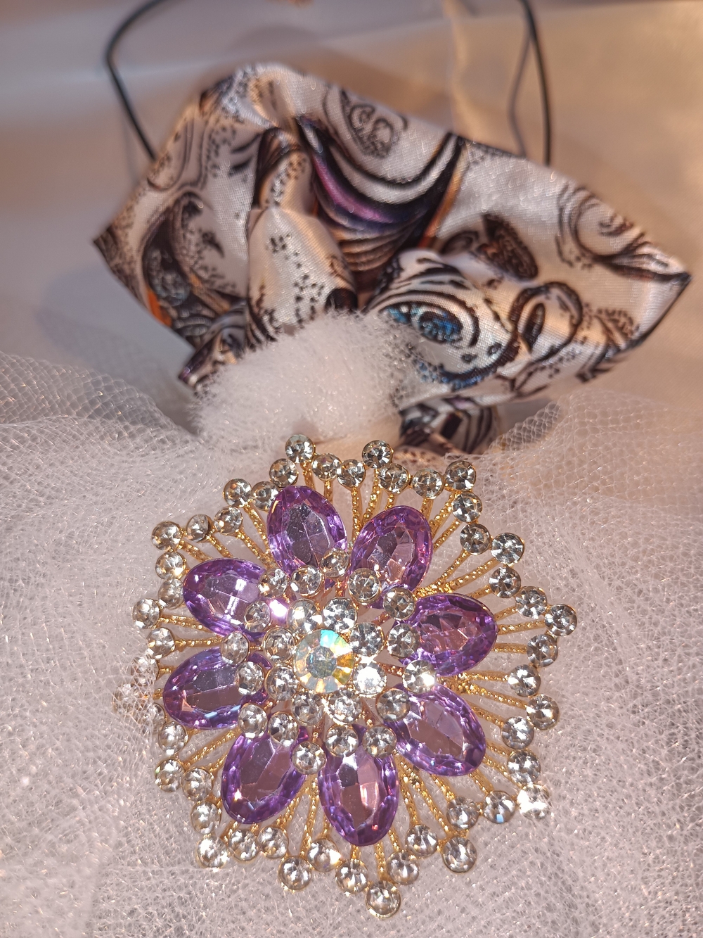 JunkTie Necklace Elegant Purple Crystal Floral Brooch - Gold Tone